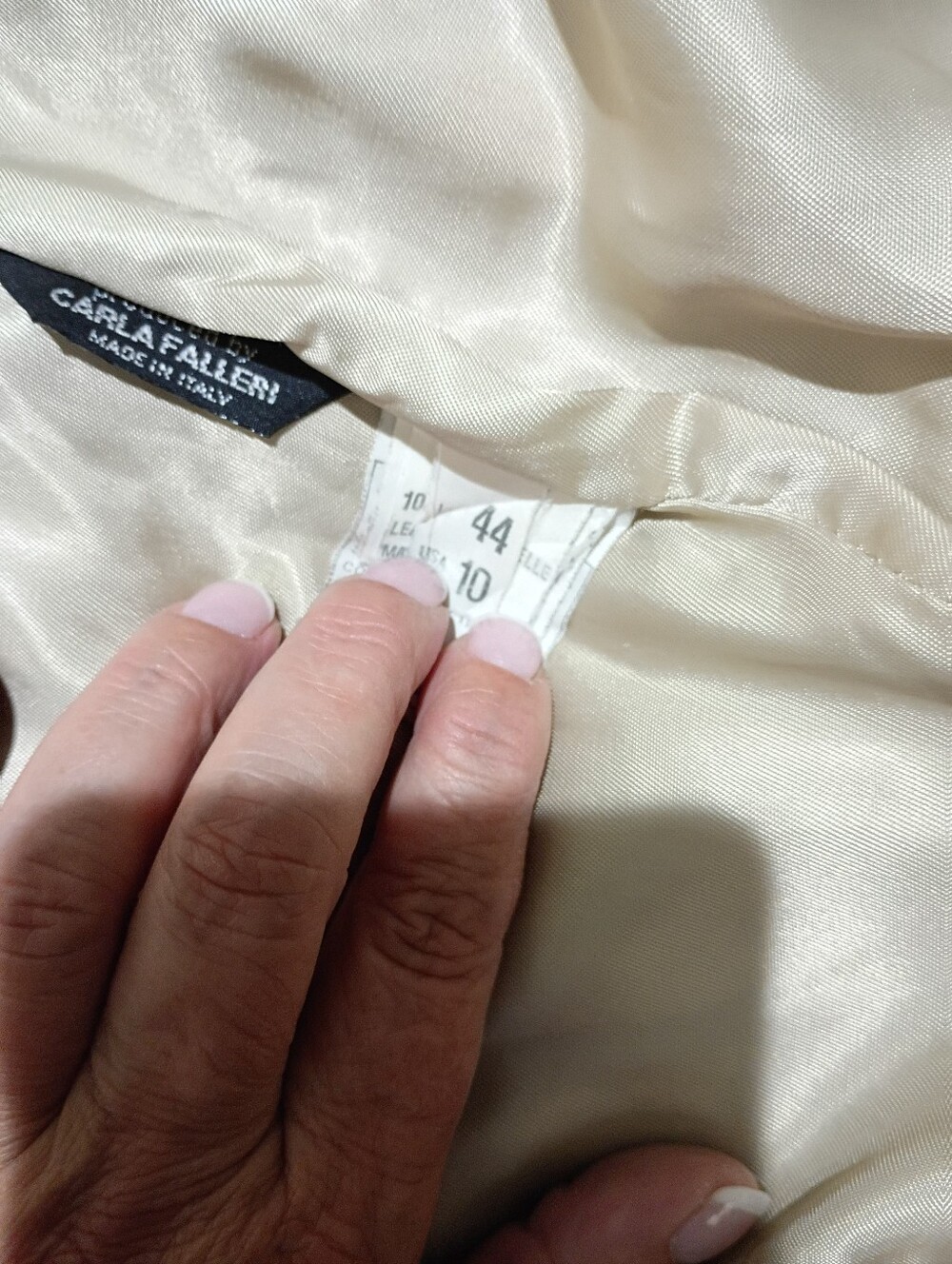 Classic Tan Suede Pencil Skirt - Women.Made In Italy - Picture 7 of 8